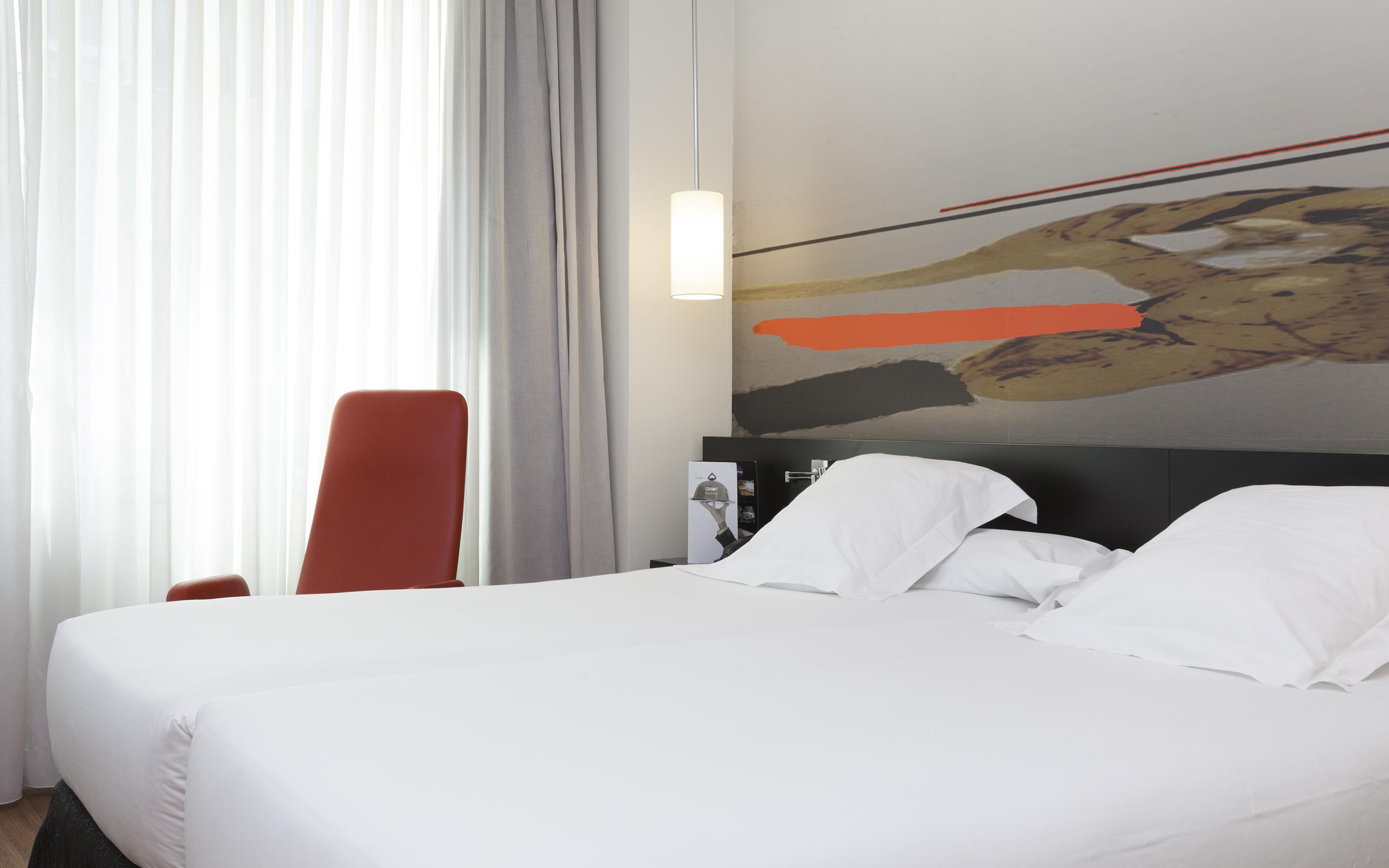 Axor Barajas Hotel Madrid Exterior photo